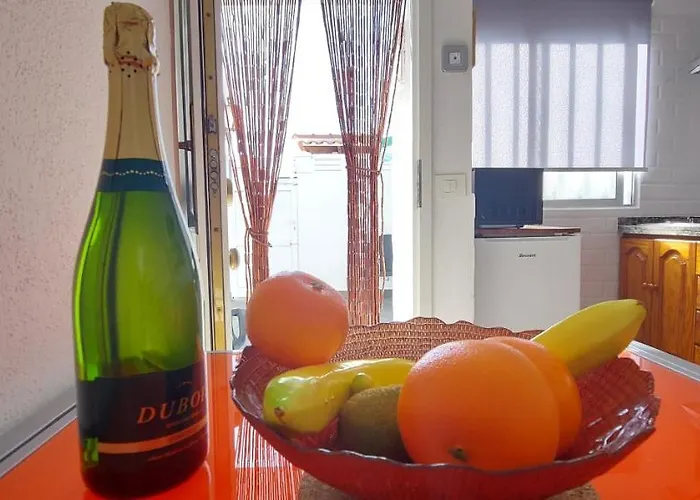 Semesterbostad Relax Santa Marta, Wifi Free & Big Terrace *